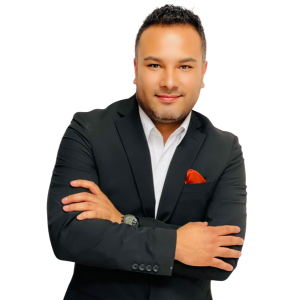 Pastor César Fernández